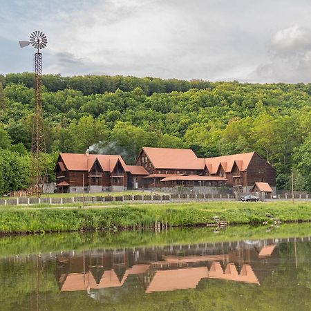 Hotel 5.Evszak Sfântu-Gheorghe Exterior foto