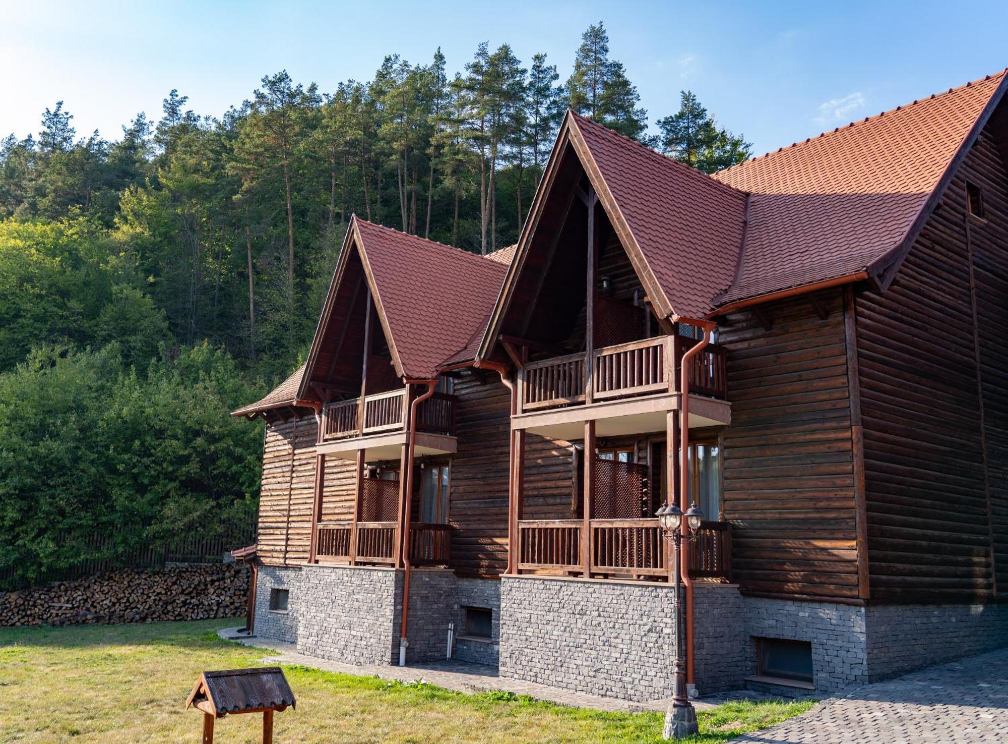 Hotel 5.Evszak Sfântu-Gheorghe Exterior foto